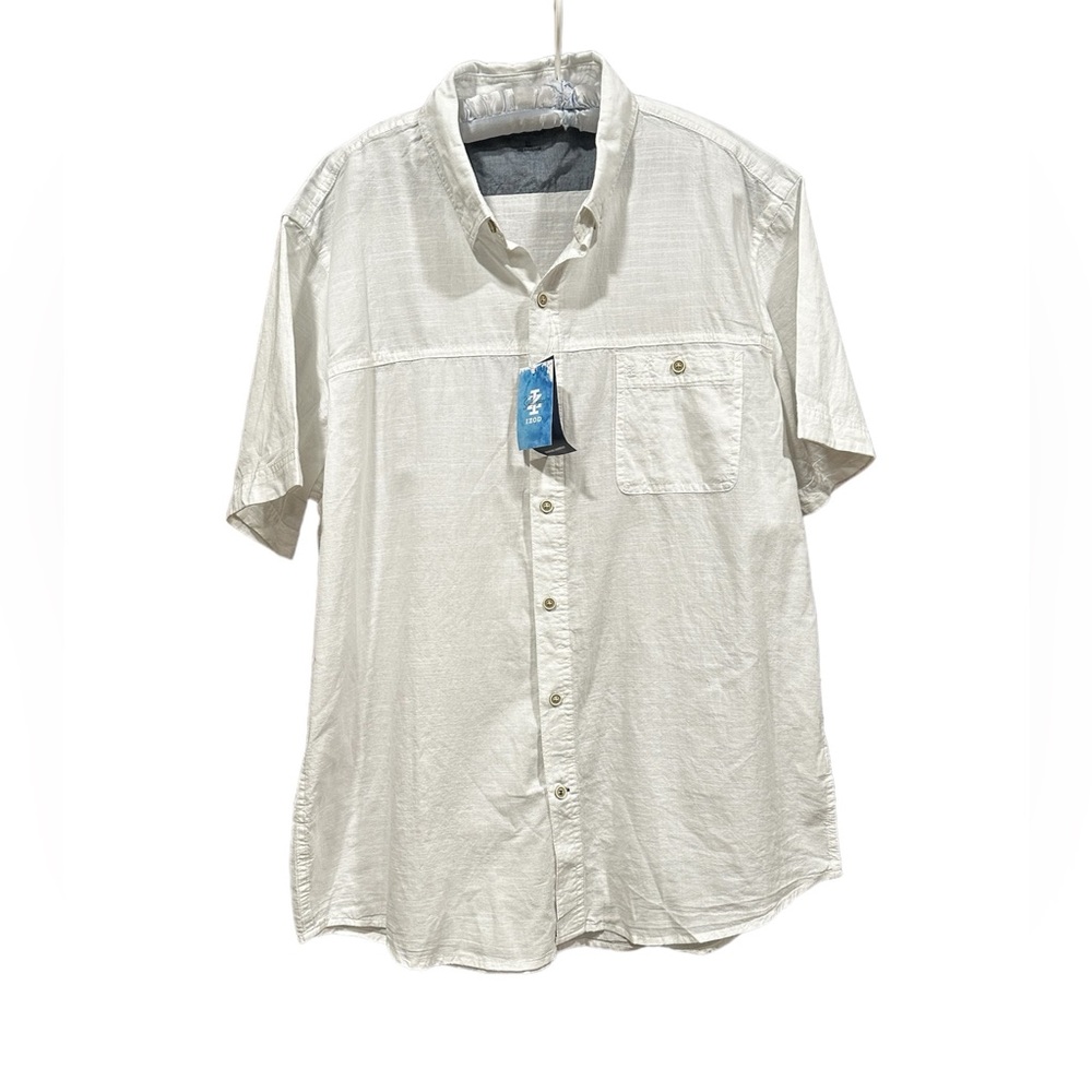 Izod 100% cotton men’s camp shirt.  Size XL NWT